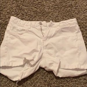 white shorts brand unknown